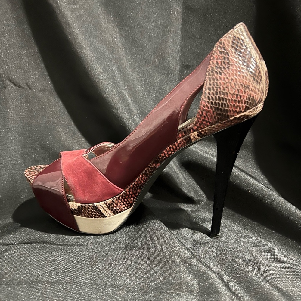 Jessica Simpson Animal Print Mauve Pump